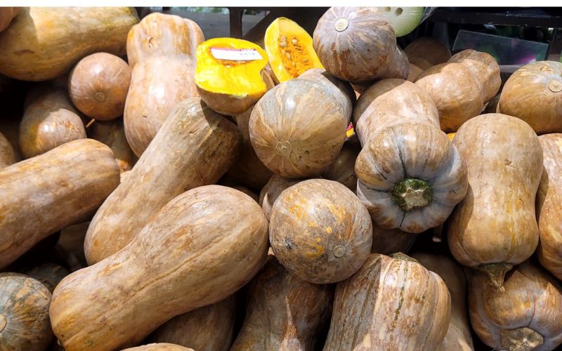 Cách làm hạt nêm chay từ bí đỏ cho màu sắc bắt mắt