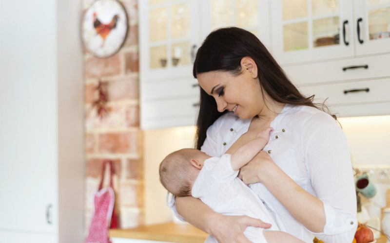 Lợi ích của ngũ cốc lợi sữa cho mẹ sau sinh