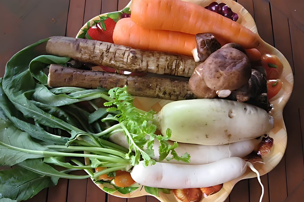 Rau củ tươi sạch dùng để nấu canh dưỡng sinh